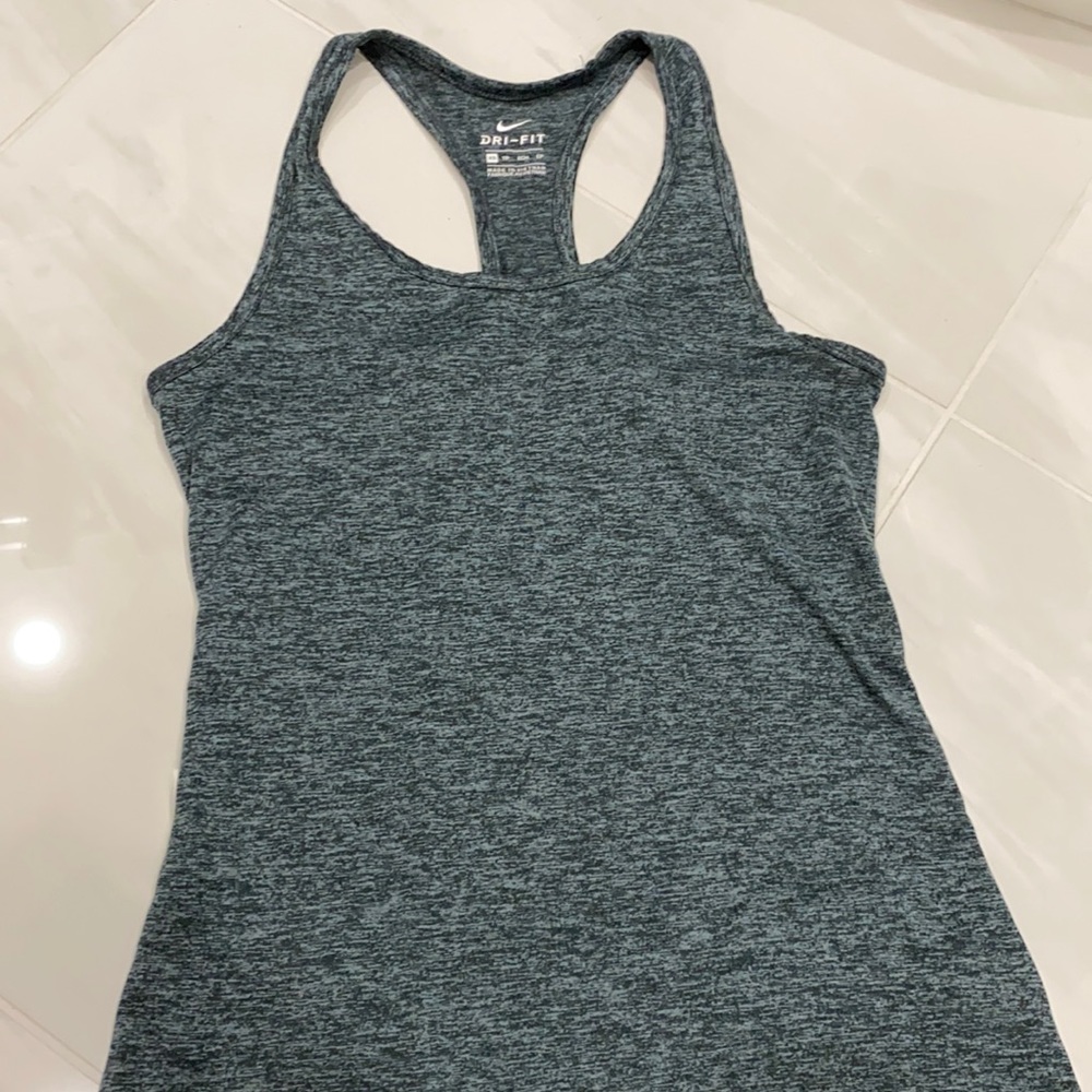 Nike tank top